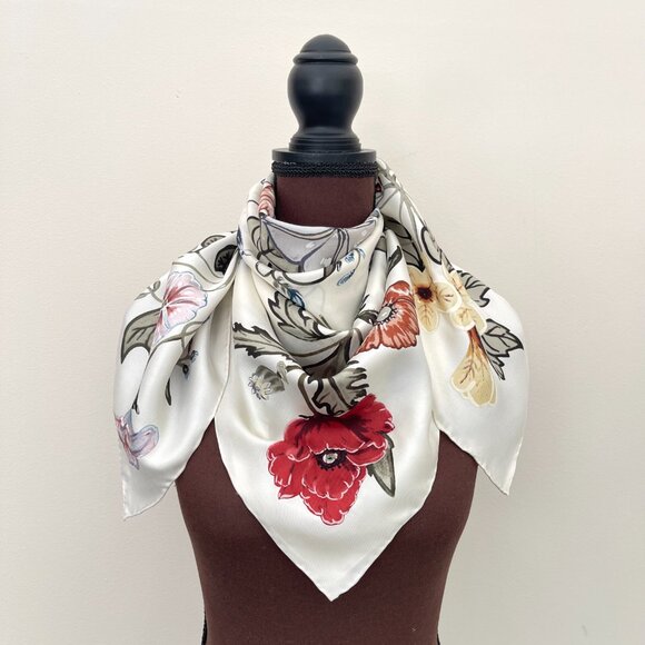 Gucci Silk Wrap Logo Kris Knight Floral Print Ivory Multicolor Scarf - Picture 13 of 15
